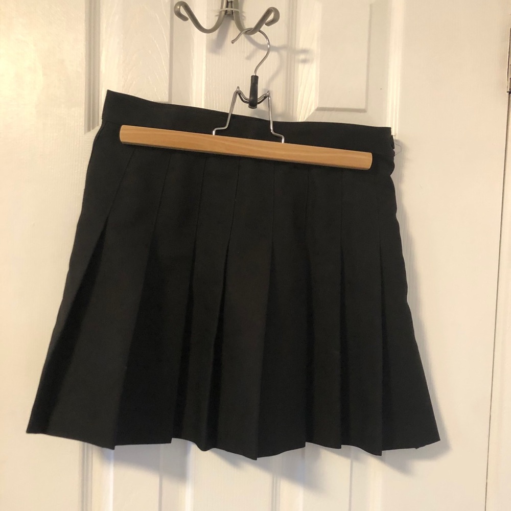 Vintage Pleated Miniskirt! 😍